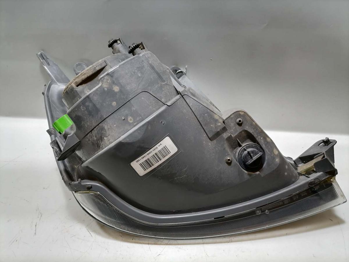 Ford Fiesta 6 JH1 original Scheinwerfer vorn links Halogen oberhalb leicht vergilbt Facelift Bj.2007